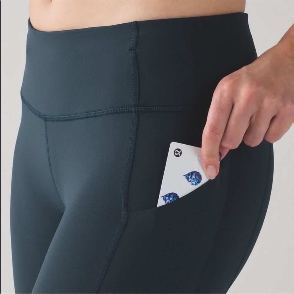 Lululemon Pace Rival Crop - Picture 10 of 10